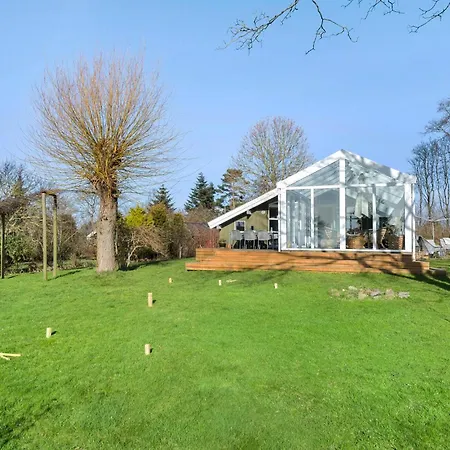 3 Bedroom Stunning In *