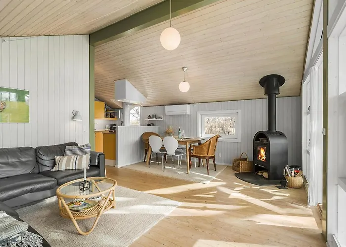 3 Bedroom Stunning In 度假居